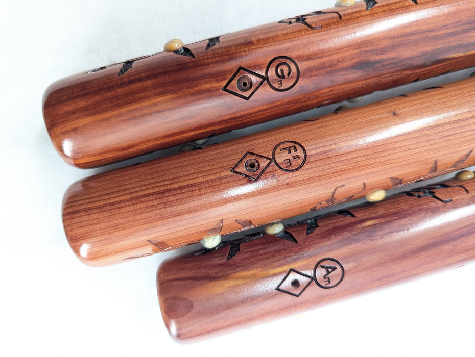 Pre-Owned High Spirits Mariposa Signature Flutes [A, G, F#]